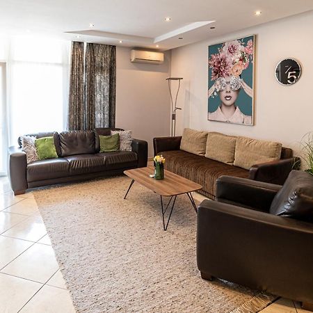 Elite Center Apartman Szeged Eksteriør billede